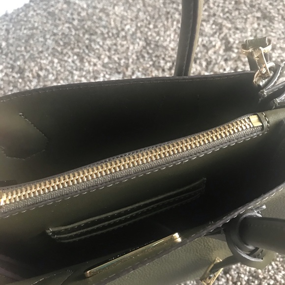 Michael Kors Mercer Pebbled Leather Crossbody - Picture 7 of 8